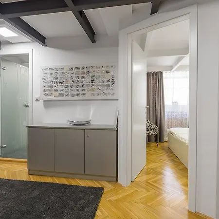 Trzaska Duplex Urban Apartmán *
