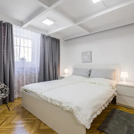 Trzaska Duplex Urban Daire *